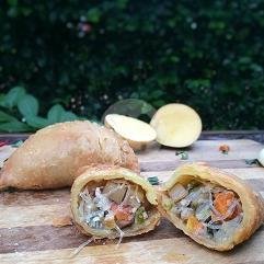 Pastel Original menu Pastel Bunda, Pulo Asem