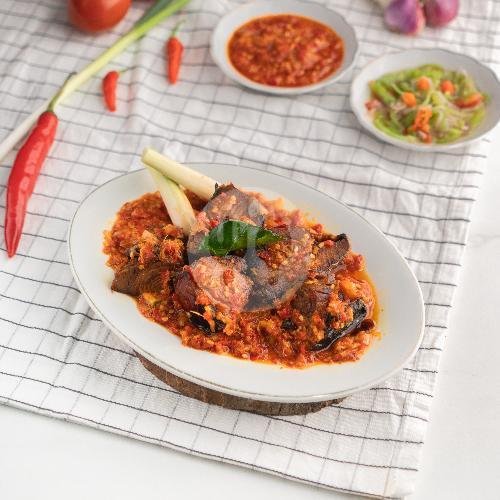 Cakalang Santan menu Dabu Dabu Lilang, Bambu Apus