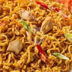 Mie Goreng Biasa menu Nasi Goreng Dadakan Trans Jakarta, Cipayung