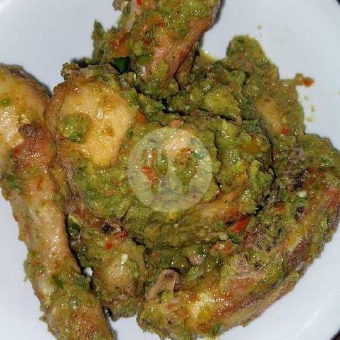 Nasi Ayam Sambel Ijo + Es Teh menu Warteg Citra Rasa Banjarsari