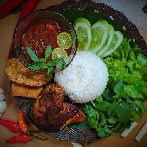 AB Tanom Nasi Paha menu Ayam Bakar Mimi Eri