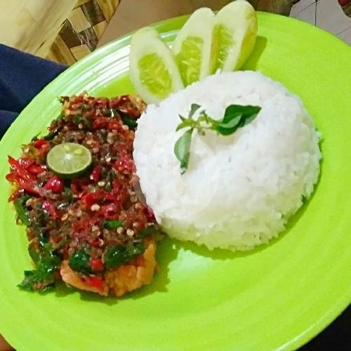 Paket Ayam Geprek + Nasi + Indomie menu Ayam Geprek Ijo, Pondok Melati
