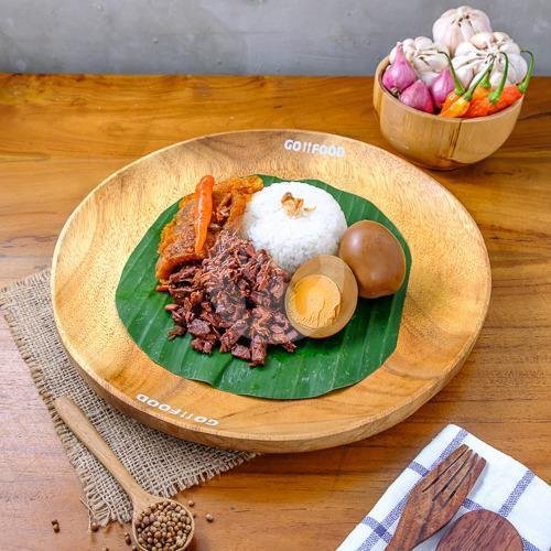 Gudeg Yu Djum: Surga Kuliner Gudeg di Yogyakarta yang Wajib Dikunjungi