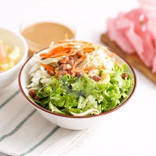 Asinan Betawi Mas Ranggi: Surga Kuliner Betawi di Kayu Putih Tengah