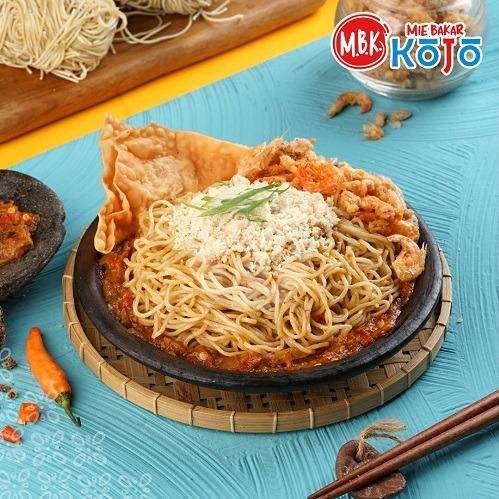 Mie Bakar Rendang Pedas menu Mie Bakar Kojo, Sukabumi