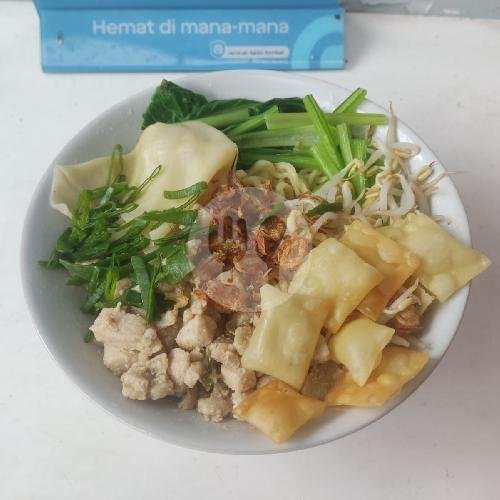 Review Bakso Tenis Bintaro: Tempat Nongki Asik dengan Bakso Lezat di Puri Bintaro Hijau