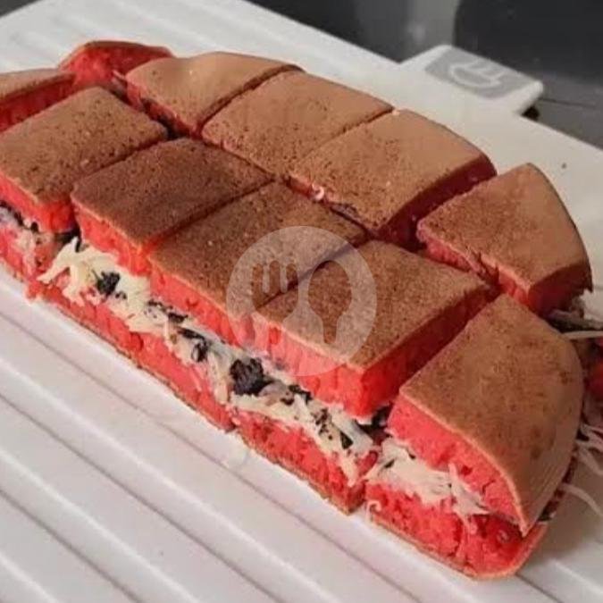 Martabak Pizza Manis menu Martabak Enak, Cipondoh