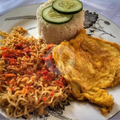 Ayam Geprek Ngaglik: Surga Kuliner di Batu yang Wajib Dikunjungi