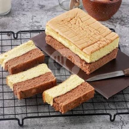 Bolu Gulung menu Dessy Patisserie, Raya Kopo