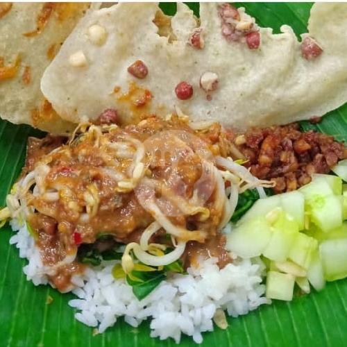 Petualangan Kuliner di Pecel Berkah: Nikmati Nasi Pecel dan Suasana Cozy di Duren Sawit