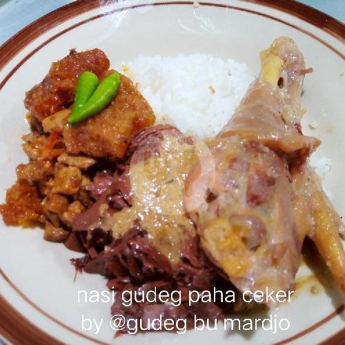 Nasi / Bubur Gudeg Paha Ayam + Telor menu Gudeg Mbak Pirang by Bu Mardjo, Depok