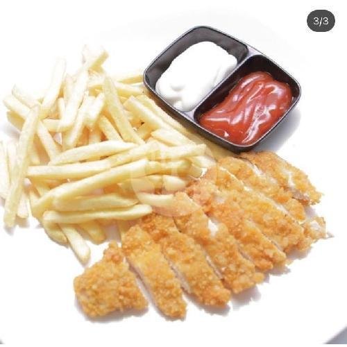 Mie Goreng Reguler Ayam Geprek menu Ayam Geprek Warunk Nuri, Melong Raya