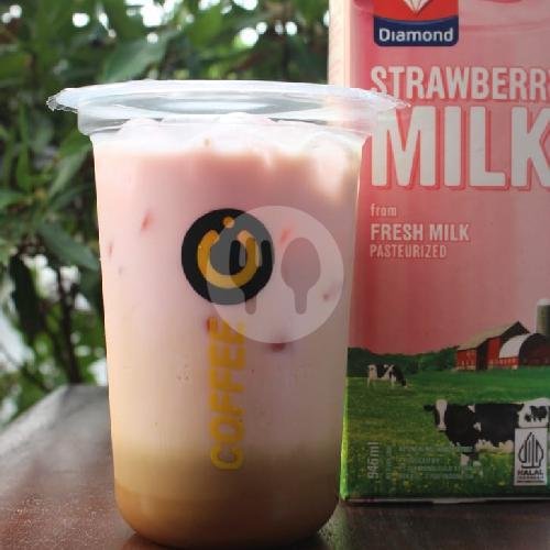 Ice Hazelnut Latte menu Coffee C, Cideng Cirebon