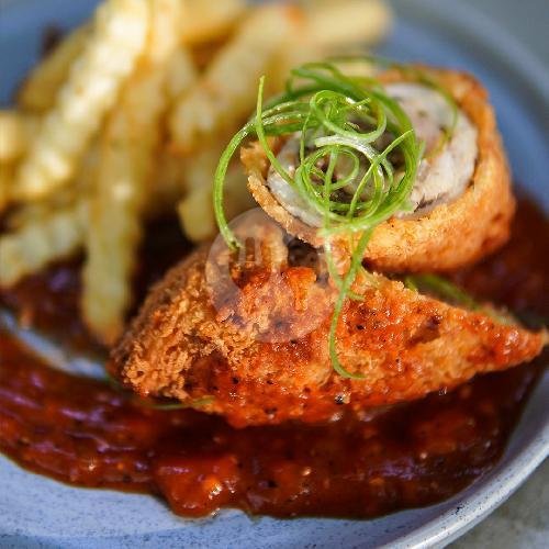 Nasi Ayam Black Pepper menu Vier Coffee And Eatery, Batang Kasang