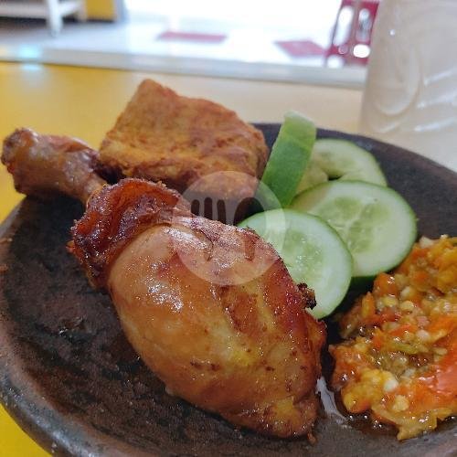 Nasi + Ayam Bakar menu Baleluwe, Terusan Surabaya