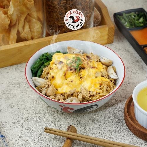 Mie Ayam Keju Spesial menu Mie Ayam Legenda, Jambidan Bantul