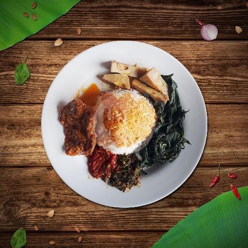 Review Rumah Makan Putra Tunggal: Surga Masakan Padang di Pulo Gadung Jakarta