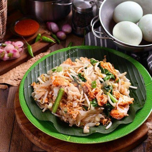 Bihun Goreng Telur menu Kwetiau Ayong, Muara Karang