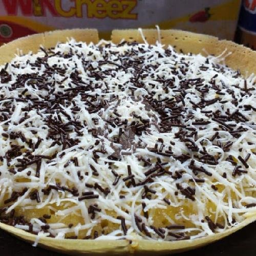 (Black) Keju Coklat Kacang Susu menu Martabak Ray, Caringin
