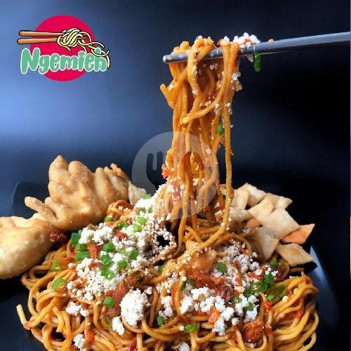 AMAI LEVEL 5 menu Ngemieh, Gading Tutuka Raya