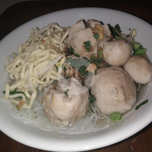 MIE BASO TOTOLE YANTO: Surga Bakso di Kopo yang Wajib Dicoba!