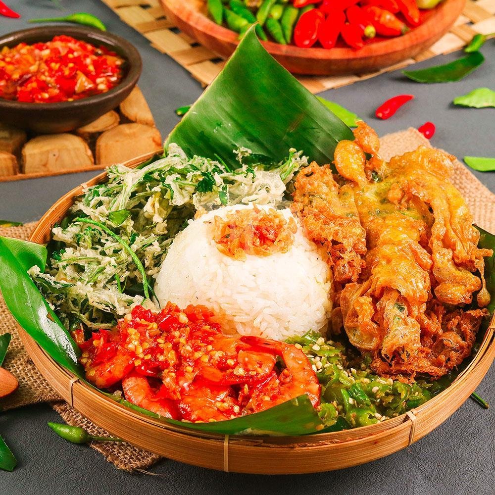 Nasi Telur Dadar Sambal Kulit menu Dadar Beredar, Jaktim