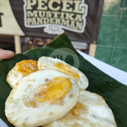 Sate Usus menu Nasi Pecel Mustika, Rajekwesi