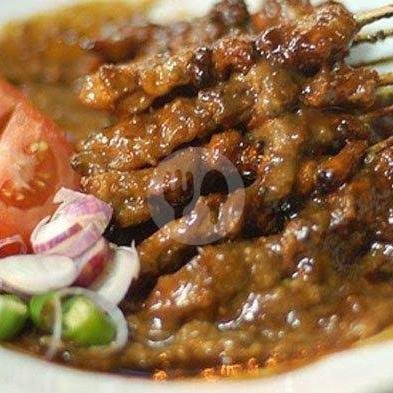 10 Tusuk Sate Ayam Asin Pedas Campur Kulit menu Sate Ayam Madura 07 Mas Romli, Rancacili