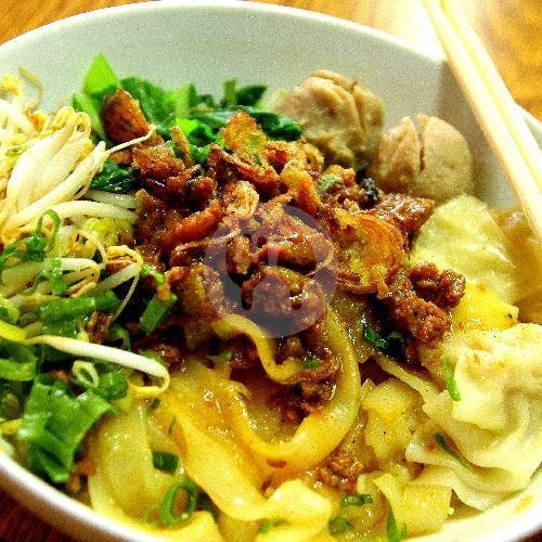 Kwetiau Komplit menu Bakmi Keriting Taman Alfa, Meruya