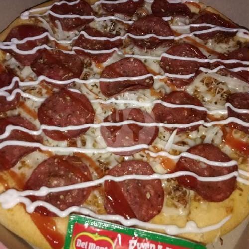 PIZZA toping Sosis KENZLER size Jumbo menu Kedai Pizza Kaliwining 1, Rambipuji