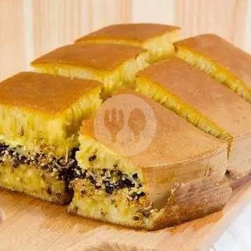 Martabak Bangka Jengkol Yanto: Surga Martabak di Jakarta Barat