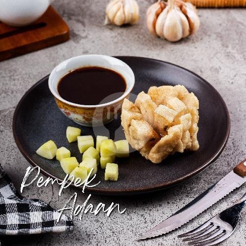 Kulit menu Pempek Mc. Oji, Taman Siswa