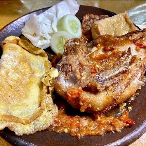 PAKET AYAM penyet (DADA) menu Pecel Lele Tolo 57