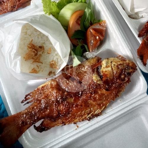 Nasi Nila Goreng menu Warung Pak T, Magelang Tengah