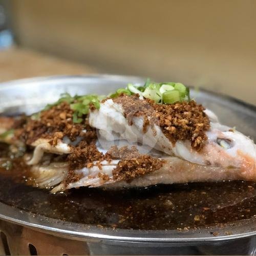 Ikan Kerapu Stim Asem Penang menu Crapoe Seafood Restoran, Gunung Sahari