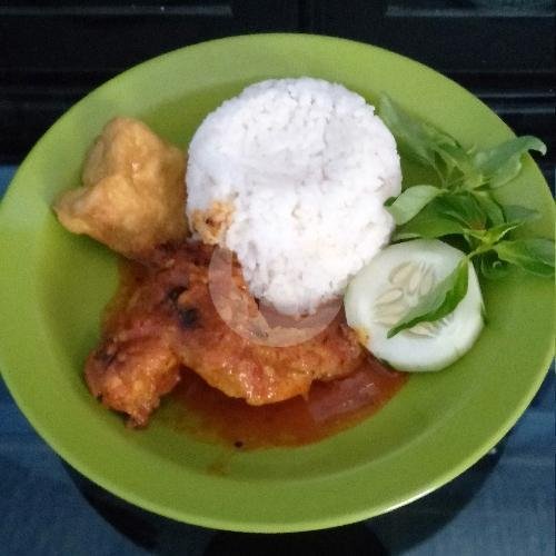 Nasi Lalapan Lele + Tahu + Sambel Bawang/Tomat menu Lalapan Arema Ex ITN, Bareng Raya 2N