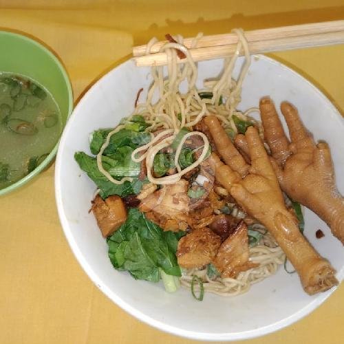 Mie Ayam/Yamien Komplit menu Bakso Balungan Mangana, Ampera Raya