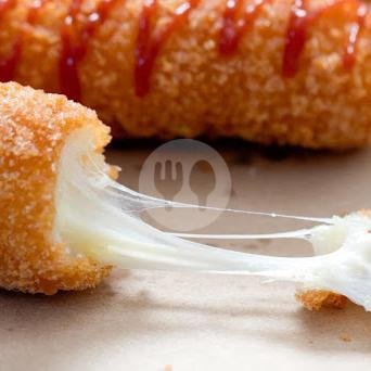 kebab pisang menu Kedai Jajanan Kekinian Cirebon Corndog Thaitea