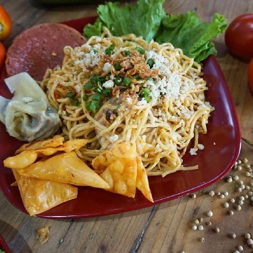 Tahu Telor menu Ayam Bebek Kremezz dan Mie Bandit, Sawojajar