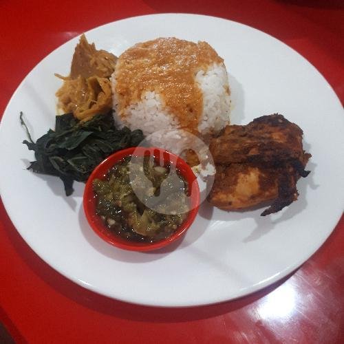 Ayam Bakar menu RM Basalero Group, Parmindo