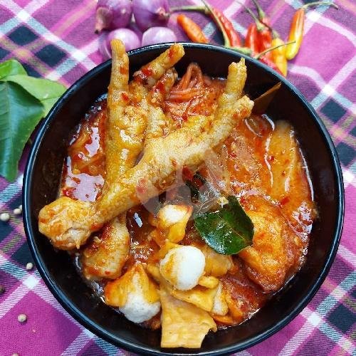 Ceker Balado menu Sanggar Seblak Khas Bandung Syakilla, AR Hakim