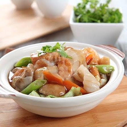 Capcay Goreng Ayam + Nasi+ menu Nasi Goreng Dan Fuyung Hai MCCF (Chineese Food), Tubagus Ismail