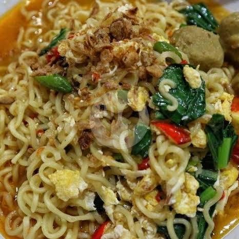Mie Tek-tek Sosis menu Warkop AA Gandul GGS, Cinere