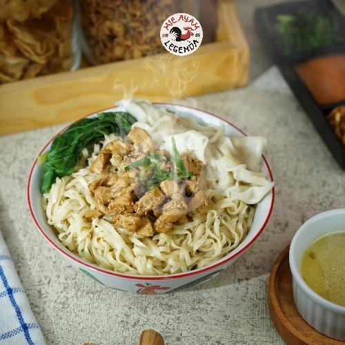 Mie Ayam Pangsit Goreng menu Mie Ayam Legenda, Jambidan Bantul