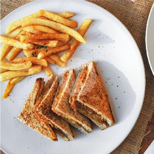 Chicken Egg Sando menu Grandis Barn, Blulukan