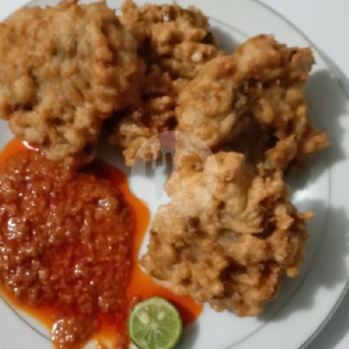 Pangsit Spesial menu Batagor 9 Wsn Binong Jati, Jl Binong Jati Gg Kurnia 2