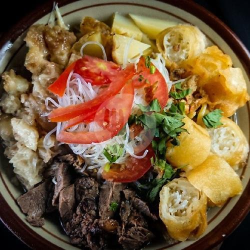 Review Warung Soto Mie 66 Ceu Iyam: Kuliner Otentik di Sukabumi