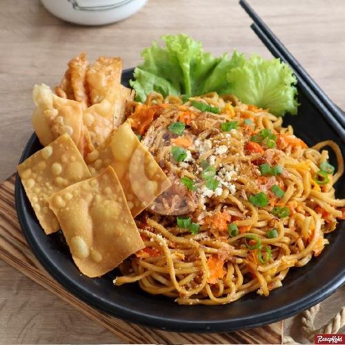 Pangsit Mie Pedes Manis menu Pagsit Mie Ayam Asgar, Rungkut