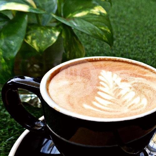 Coffee Latte menu Parthree Coffee & Kitchen, Adi Sucipto