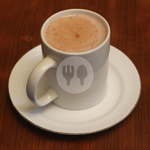 Susu Kambing Strawberry menu Yasmin Yogurt Cafe, Pasar Kliwon